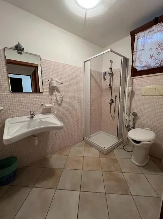 B&B Pm 20 Via Fratelli Kennedy Guest House 알게로